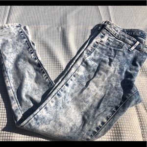Acid Wash Jeans